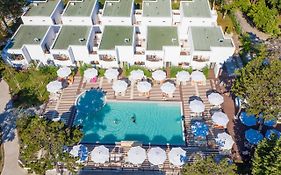 Mera Resort